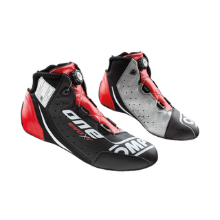 Buty OMP One EVO X R czarne/czerwone (FIA) Buty OMP One EVO X R czarne/czerwone (FIA)